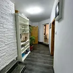 3 Cinema Garden Parking House Bucureşti