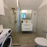 3 Cinema Garden Parking House *