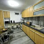3 Cinema Garden Parking House Apartment *