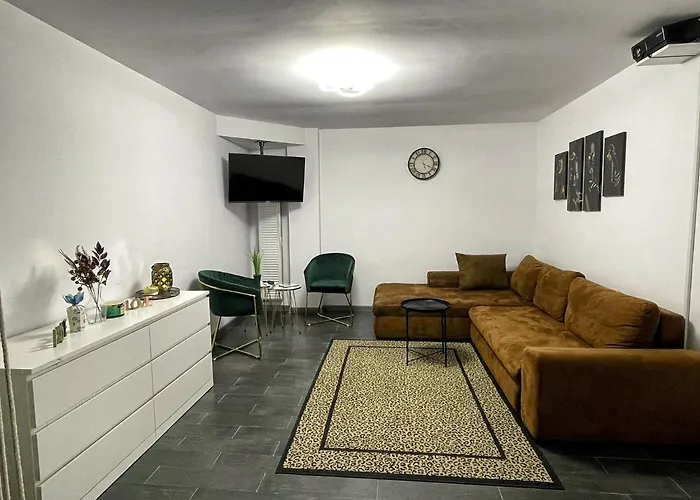 3 Cinema Garden Parking House