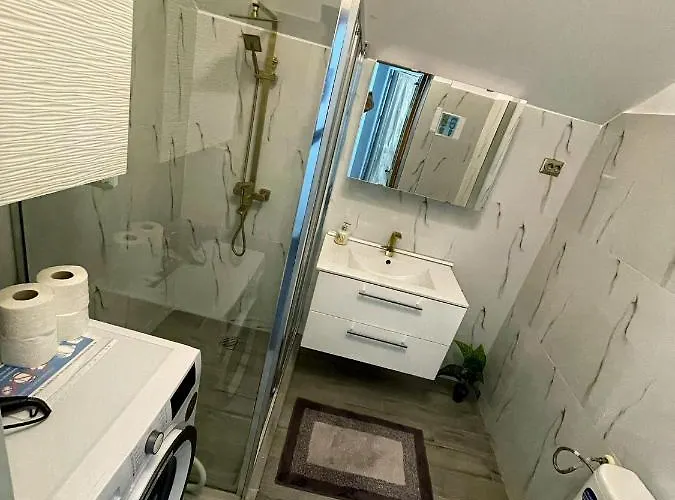 Apartament 3 Cinema Garden Parking House